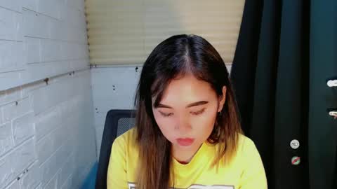 Snapshot of sweet_laika chatting on January 27, 6:08 am LAIKA online show from January 27, 6:08 am