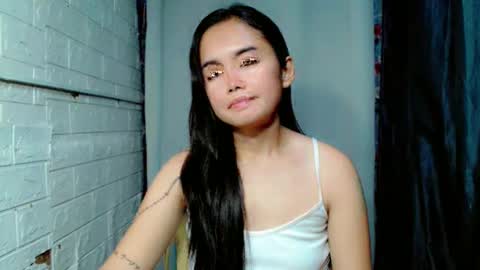 LAIKA online show from May 7, 4:08 am