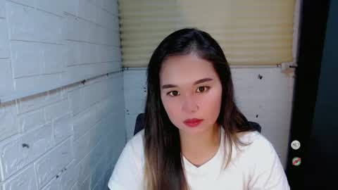 Snapshot of sweet_laika chatting on February 8, 2:47 am LAIKA online show from February 8, 2:47 am