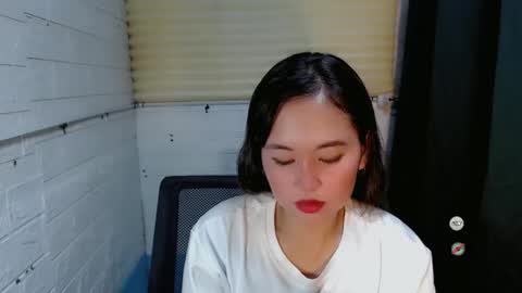 Snapshot of sweet_laika chatting on February 2, 3:10 am LAIKA online show from February 2, 3:10 am