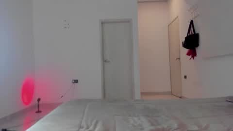 Hi Im Lia Your dreams came true  online show from September 30, 9:36 pm