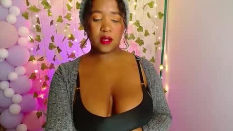 sweet-lilith online show from May 13, 3:00 pm