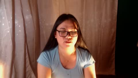 Dimple online show from September 24, 4:03 pm