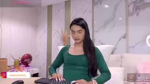 sweet_mafee online show from September 9, 12:43 am