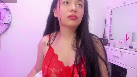 Snapshot of sweet_miiaa chatting on September 17, 10:30 am Mia Johns online show from September 17, 10:30 am