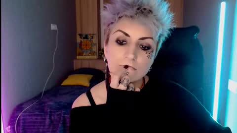 sweet_n_strong online show from March 6, 3:55 pm