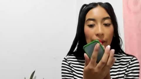 Nhaomy online show from February 16, 12:20 am