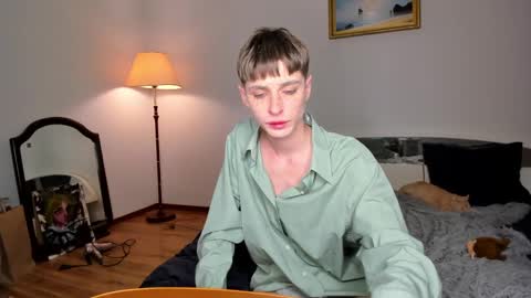 Snapshot of sweet_peach__ chatting on December 20, 11:58 pm kira online show from December 20, 11:58 pm