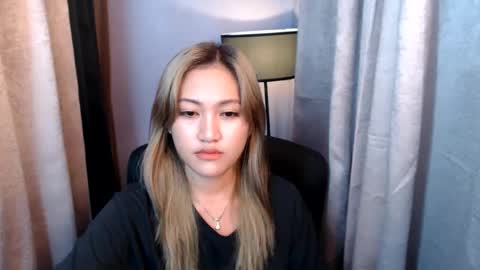 Snapshot of sweet_pee1 chatting on March 11, 5:13 am Jane online show from March 11, 5:13 am