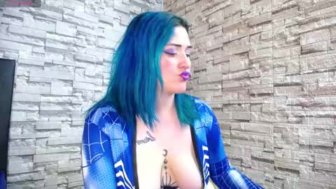 Snapshot of sweet_poison30 chatting on February 20, 11:43 pm LAUREN online show from February 20, 11:43 pm
