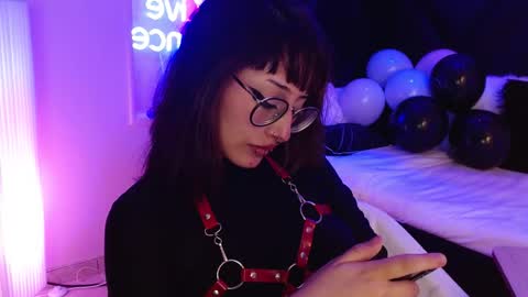 Roxanee online show from November 5, 4:36 am