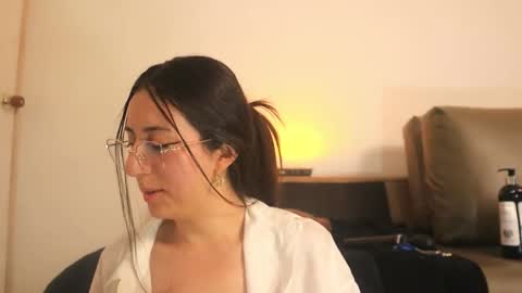 Sammy Lauren online show from February 24, 9:29 pm