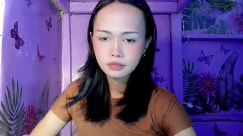 lovesavii online show from June 23, 6:54 am