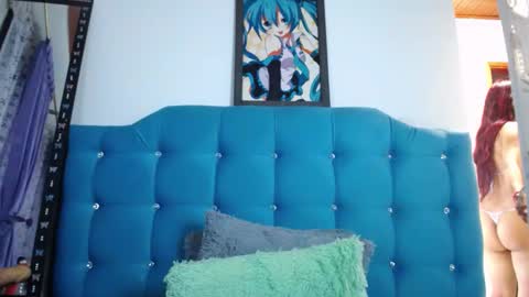 Snapshot of sweet_skylove_ chatting on February 10, 4:36 pm Adriana online show from February 10, 4:36 pm