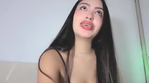 sweet_sophie_7 online show from March 18, 3:56 am