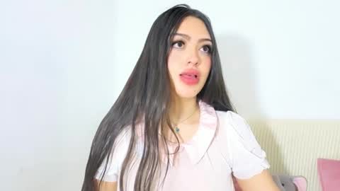 sweet_sophie_7 online show from October 10, 4:46 pm