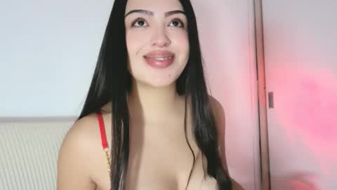 sweet_sophie_7 online show from June 11, 3:15 am