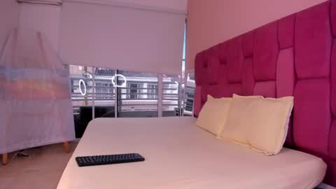 sweet_stacie online show from January 16, 1:14 pm