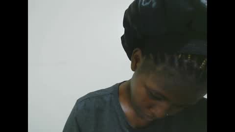 Snapshot of sweet_tattiana chatting on February 28, 10:39 pm Tatty online show from February 28, 10:39 pm
