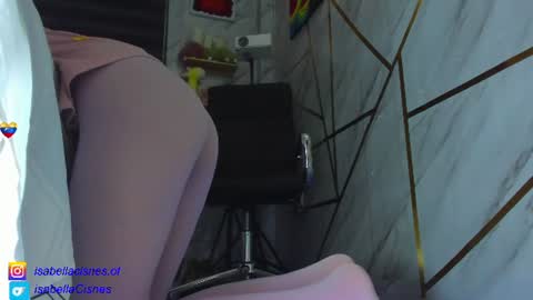 Isabella online show from August 7, 1:04 am