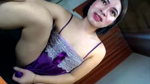 sweet_trexie online show from April 23, 2:52 am