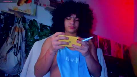 Snapshot of sweet_vond chatting on March 4, 5:53 am Steven independent model online show from March 4, 5:53 am