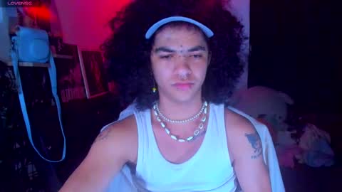 Snapshot of sweet_vond chatting on February 28, 7:05 am Steven independent model online show from February 28, 7:05 am