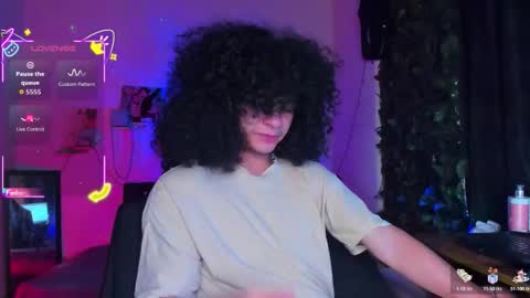 Steven independent model online show from February 13, 1:31 am