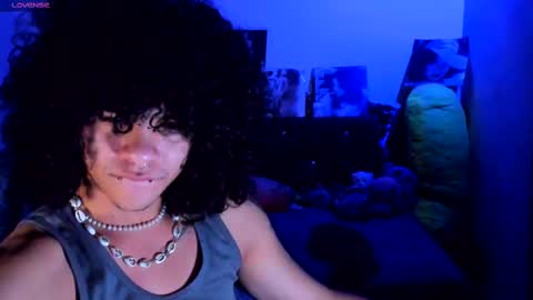 Snapshot of sweet_vond chatting on March 11, 5:57 am Steven independent model online show from March 11, 5:57 am