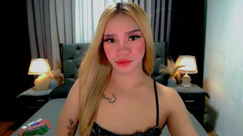 bea takashi  online show from May 14, 9:40 am