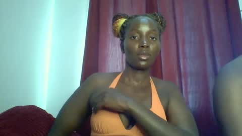 Snapshot of sweet_zuri3 chatting on February 28, 6:32 am zuri online show from February 28, 6:32 am