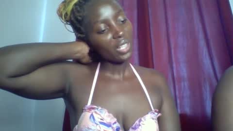 Snapshot of sweet_zuri3 chatting on March 4, 9:51 am zuri online show from March 4, 9:51 am