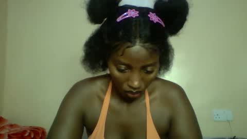 Snapshot of sweet_zuri3 chatting on September 15, 12:01 am zuri online show from September 15, 12:01 am