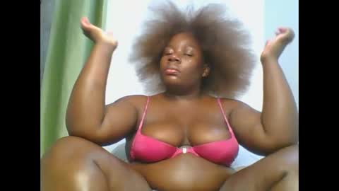 Snapshot of sweetafricangal chatting on March 1, 6:00 pm NASHA online show from March 1, 6:00 pm