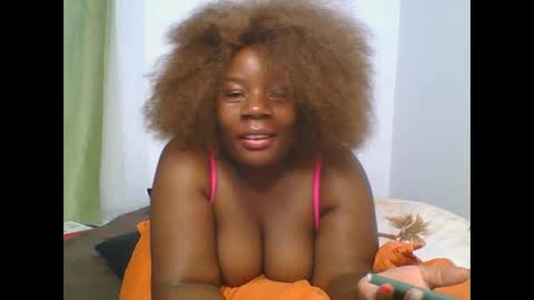 Snapshot of sweetafricangal chatting on February 27, 10:20 pm NASHA online show from February 27, 10:20 pm
