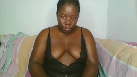 Snapshot of sweetafricangal chatting on February 12, 7:56 pm NASHA online show from February 12, 7:56 pm
