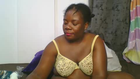 Snapshot of sweetafricangal chatting on January 26, 10:13 pm NASHA online show from January 26, 10:13 pm