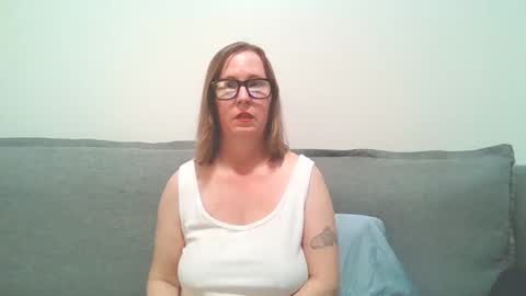 sweetandnaughty123 online show from March 10, 4:28 am