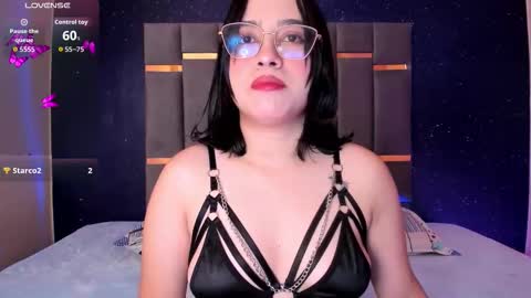 Annie online show from November 12, 4:48 am