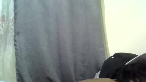 sweetass689 online show from October 5, 3:41 pm