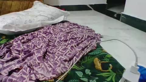 MELVIN online show from October 18, 2:05 am