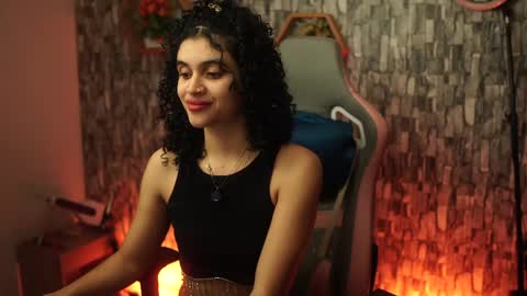 Salom independent model online show from May 31, 4:22 am
