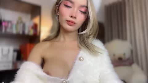 Candy online show from April 2, 6:48 pm