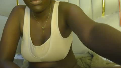 sweetcharming12 online show from November 8, 2:47 am