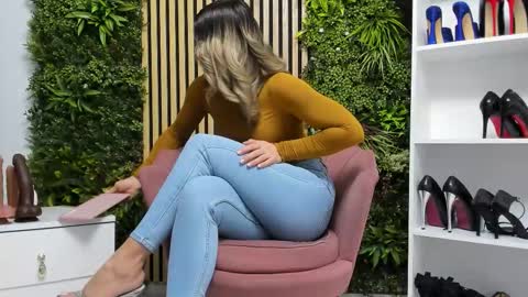 Cherry online show from February 28, 7:12 am