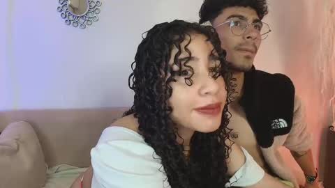 Aillyn  Andres online show from November 24, 5:50 am