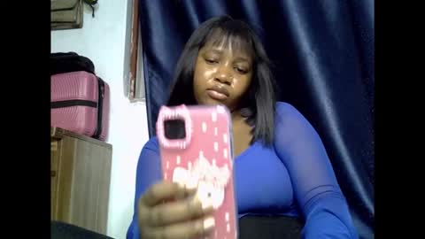 sweetcoochiex online show from December 16, 6:25 pm