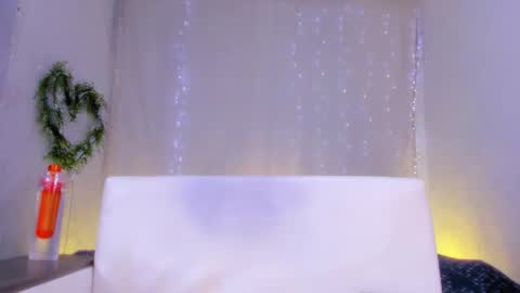 Snapshot of sweetcora_ chatting on September 11, 6:31 pm SweetCore online show from September 11, 6:31 pm