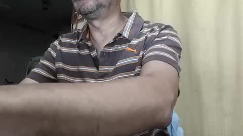 sweetcuervo independent model online show from December 8, 6:43 am