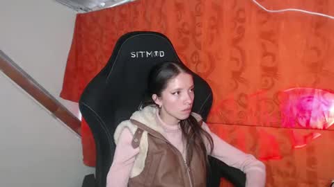 Snapshot of sweetdam12 chatting on February 22, 7:14 pm sweetdam12 online show from February 22, 7:14 pm
